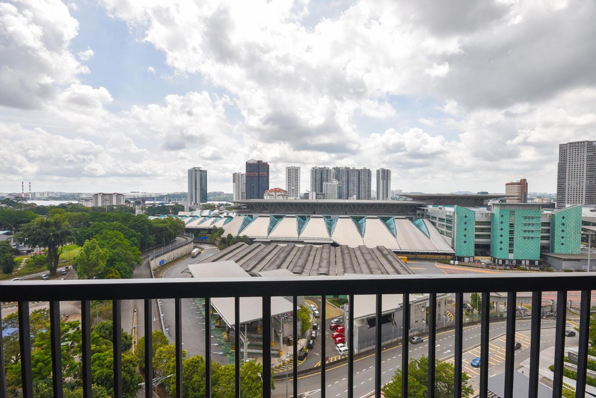 Twin Tower Residence By Nest Home【5 Mins Walk To Ciq】 Johor Bahru Exterior foto