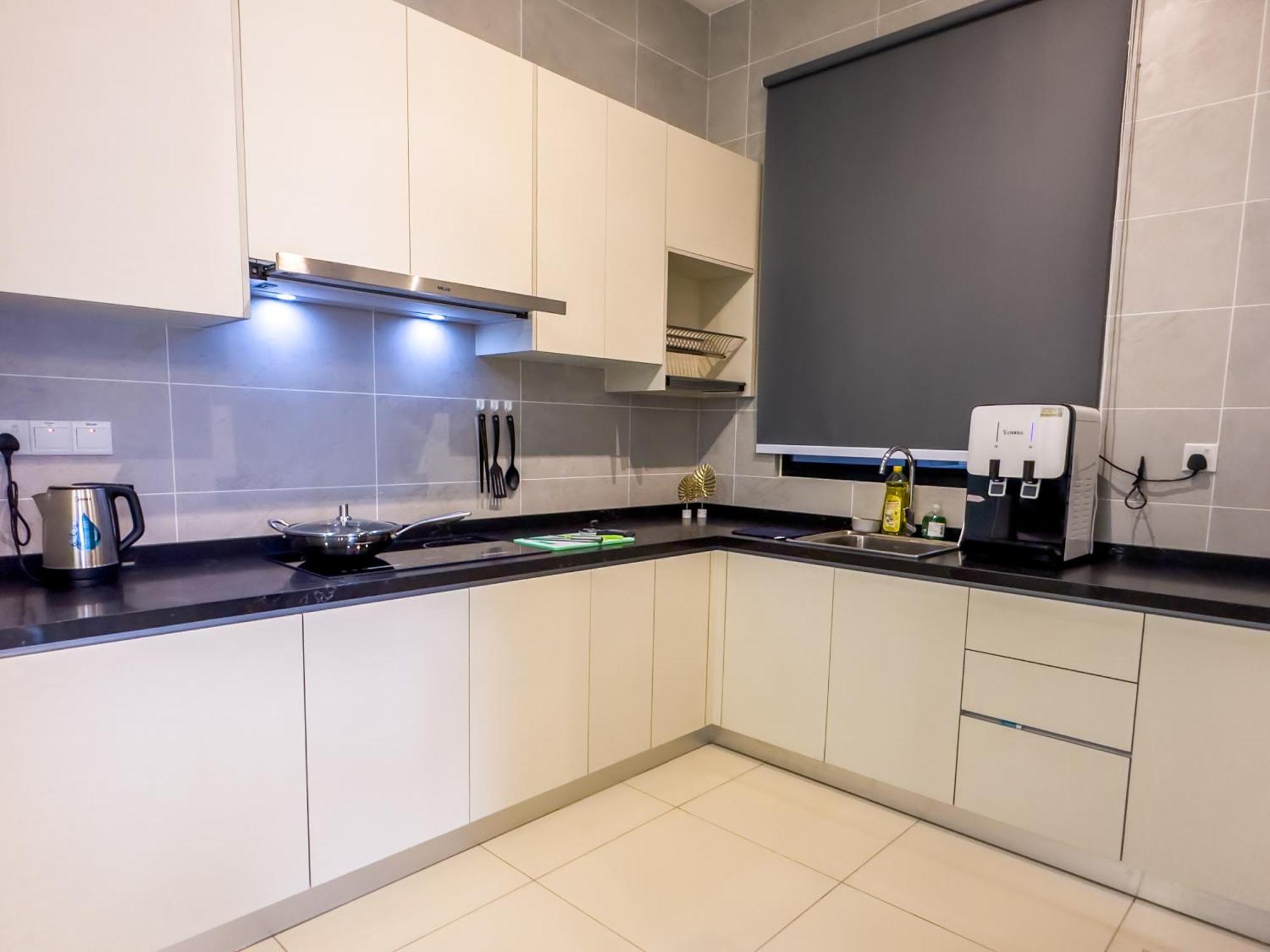 Twin Tower Residence By Nest Home【5 Mins Walk To Ciq】 Johor Bahru Exterior foto